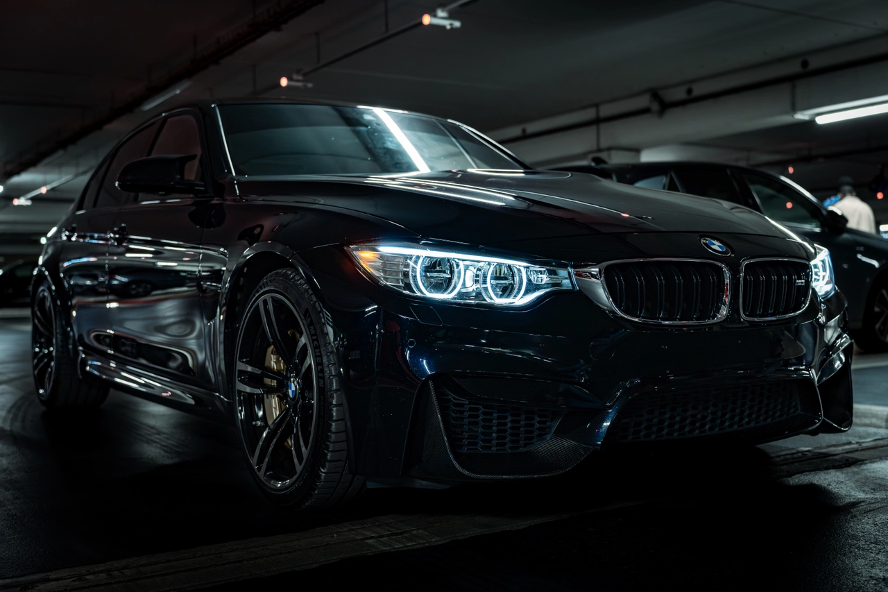 Couverture de la galerie « BMW » — RawByNoam